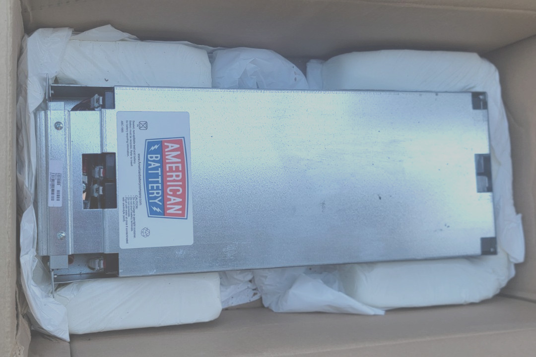 AMERICAN BATTERY, RBC43-SLA43-BTI, SEALED LEAD ACID BATTERY, USED, NO WARRANTY