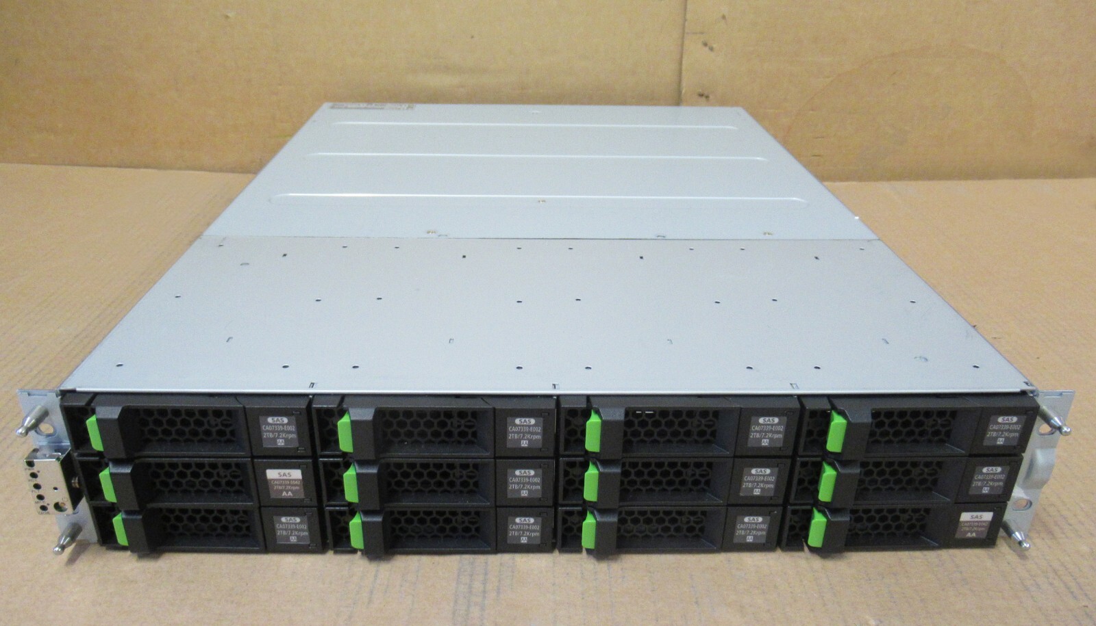 Fujitsu ETERNUS CS800 S4 Shelf 2x IOM6 Control 12x 3.5" Bay 2x PSU CA07336-C141
