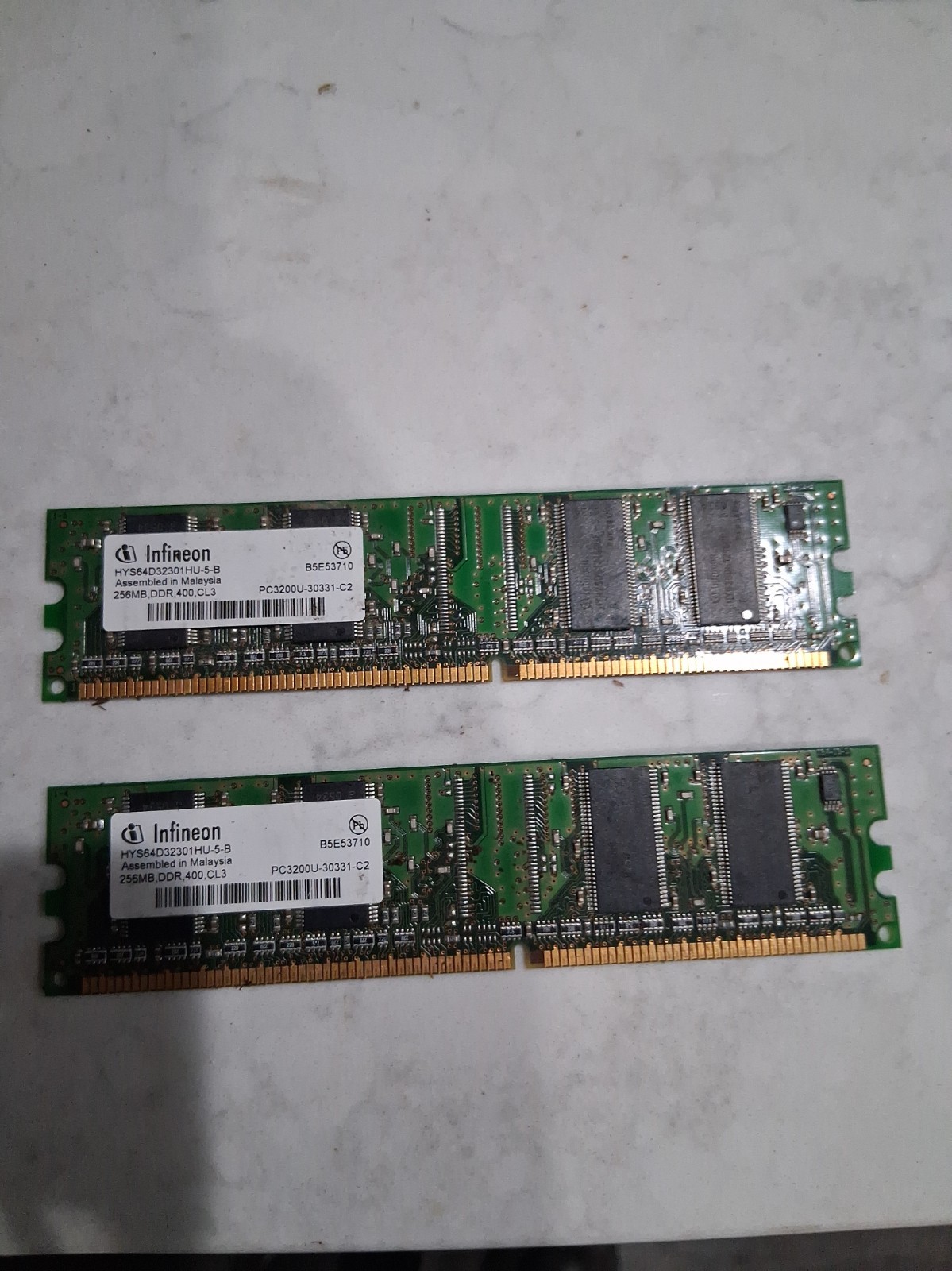 Pair Infineon HYS64D64320GU-6-B Computer Memory Desktop 64MX64 SDRAM 512MB DD 