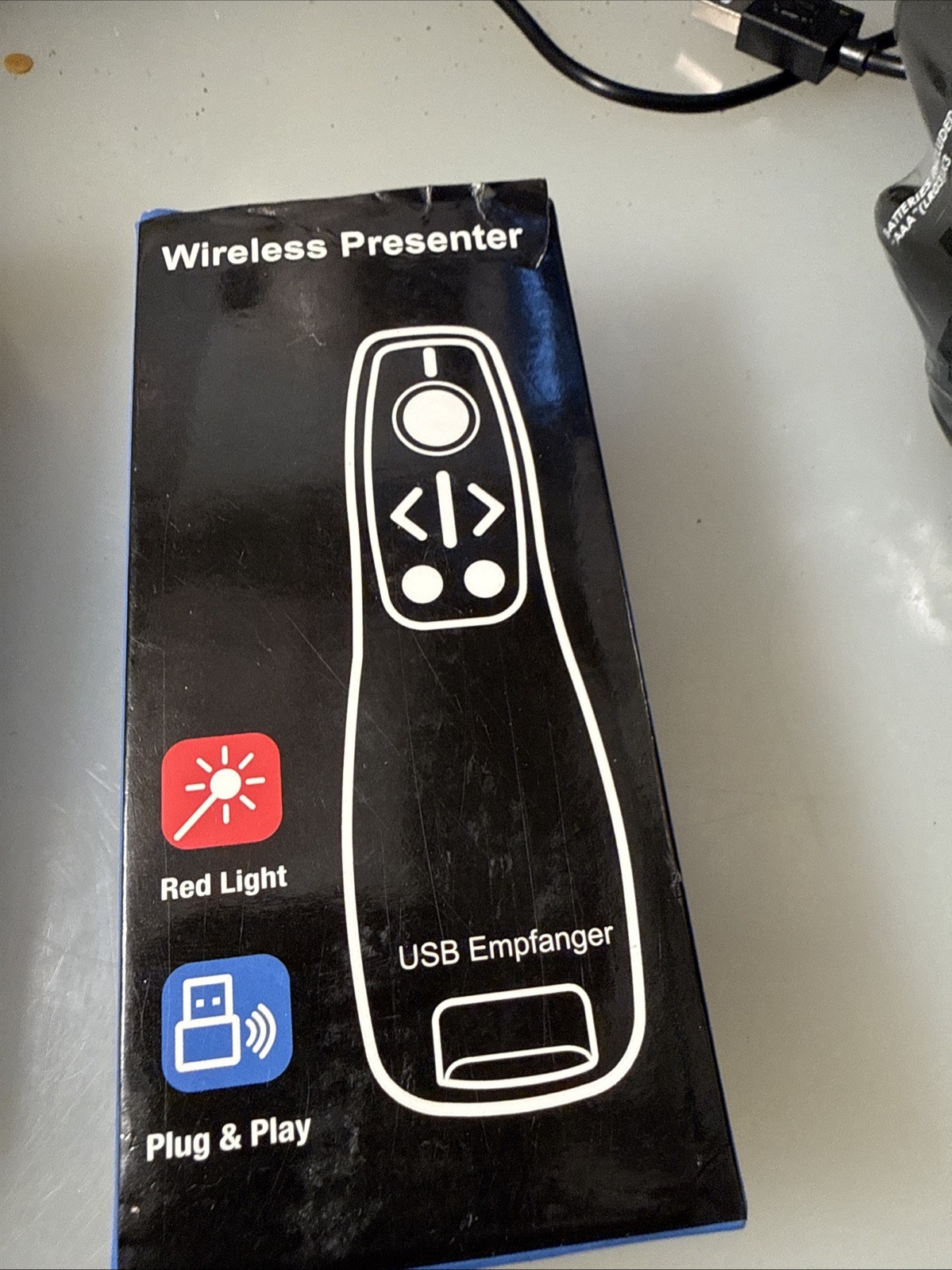 Presentation Clicker with Red Laser Pointer RF 2.4GHz USB Wireless for Computer