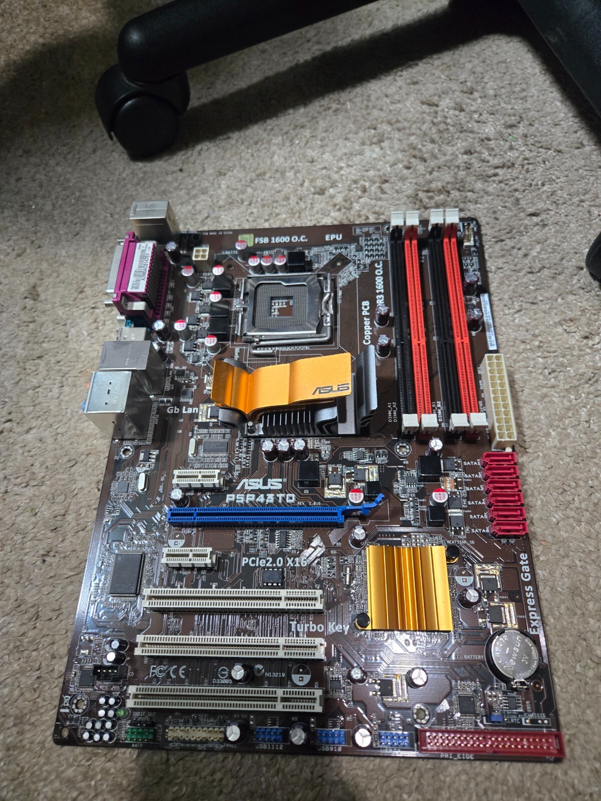 ASUS P5P43TD Motherboard