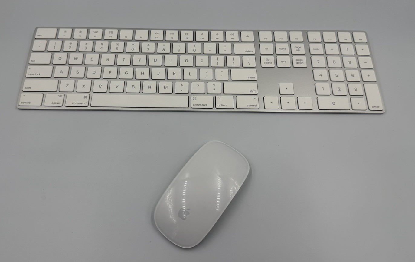 Apple Magic Keyboard with Numeric Keypad- A1843 and Apple Mouse A1657  TESTED