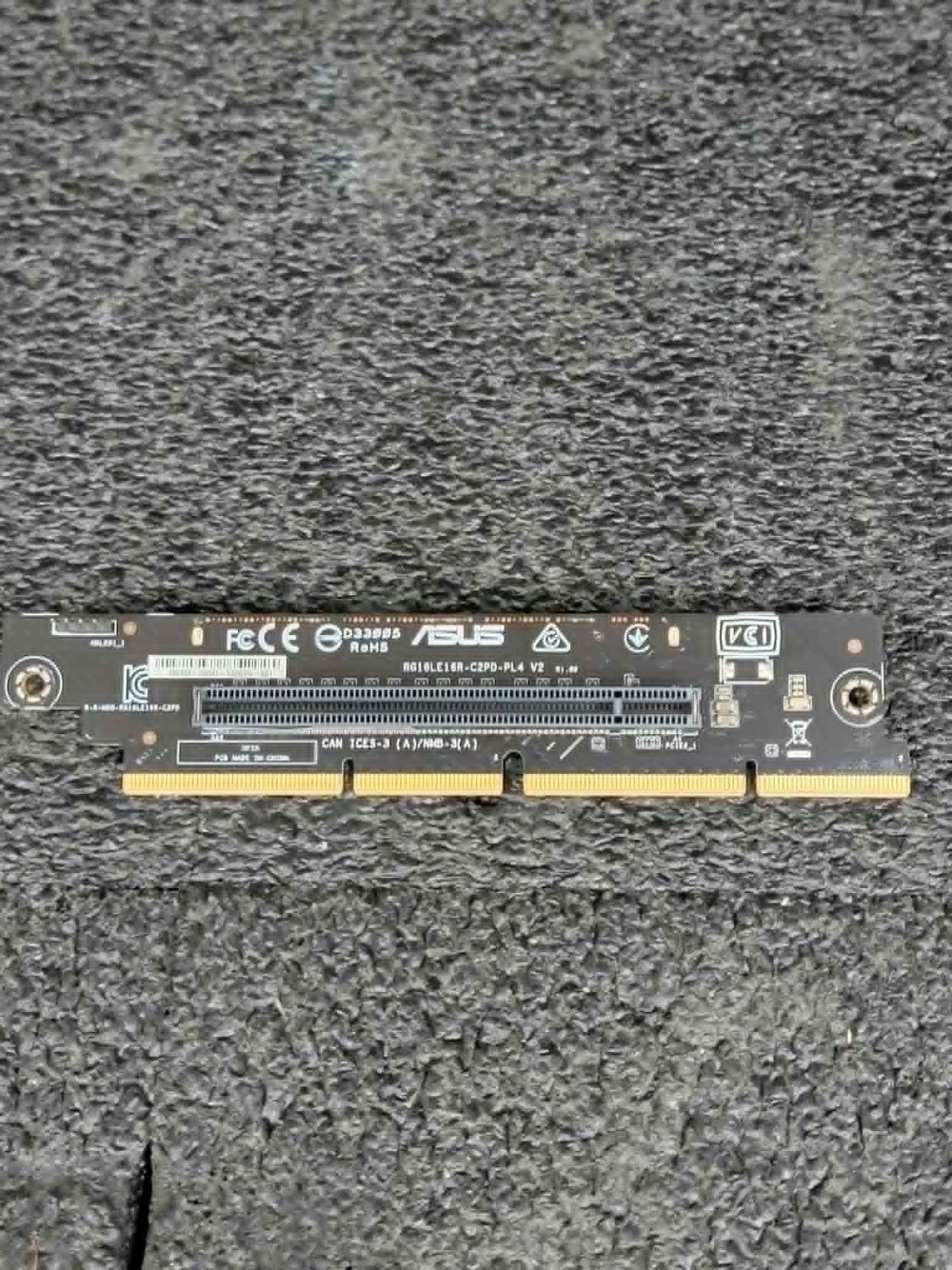 ASUS RG16LE16R-C2PD-PL4 PCIe riser card ESC4000-E10 / Z12PG-D16 server platform