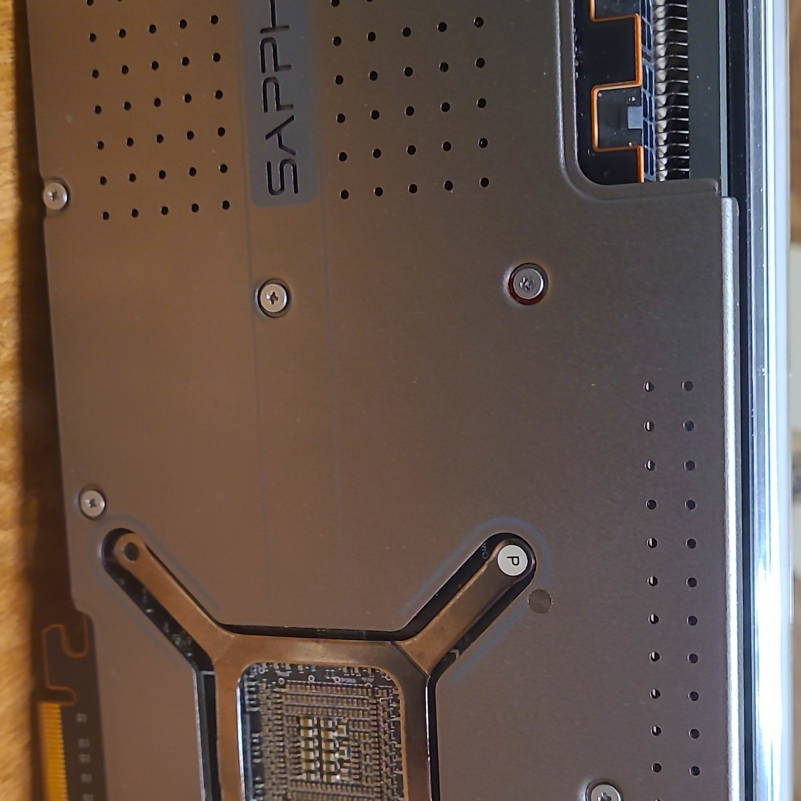 SAPPHIRE AMD Radeon Graphics Card Dual Fan w/ Heatsink Cooling