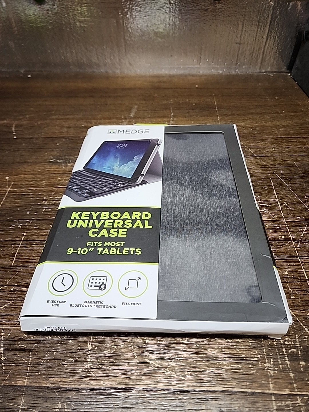 M-Edge Keyboard Universal Case Fits Tablets 9"-10"