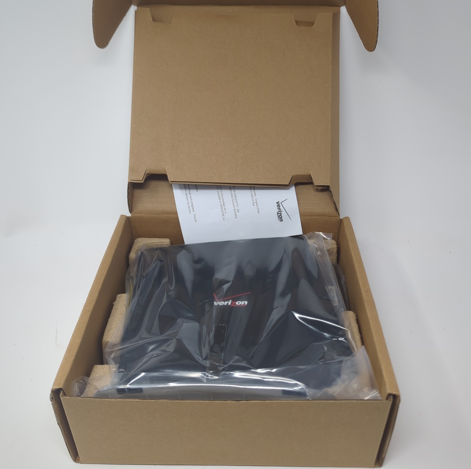 NIB Verizon Fios Quantum Gateway 4-Port Wi-Fi Router - Black (FIOS-G1100)