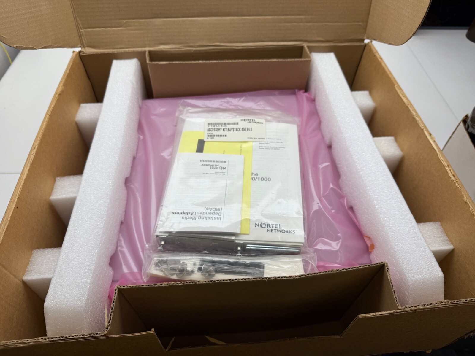 Nortel AL2012A19 BayStack 450 Model 12F 12 Port Ethernet Switch. Brand New