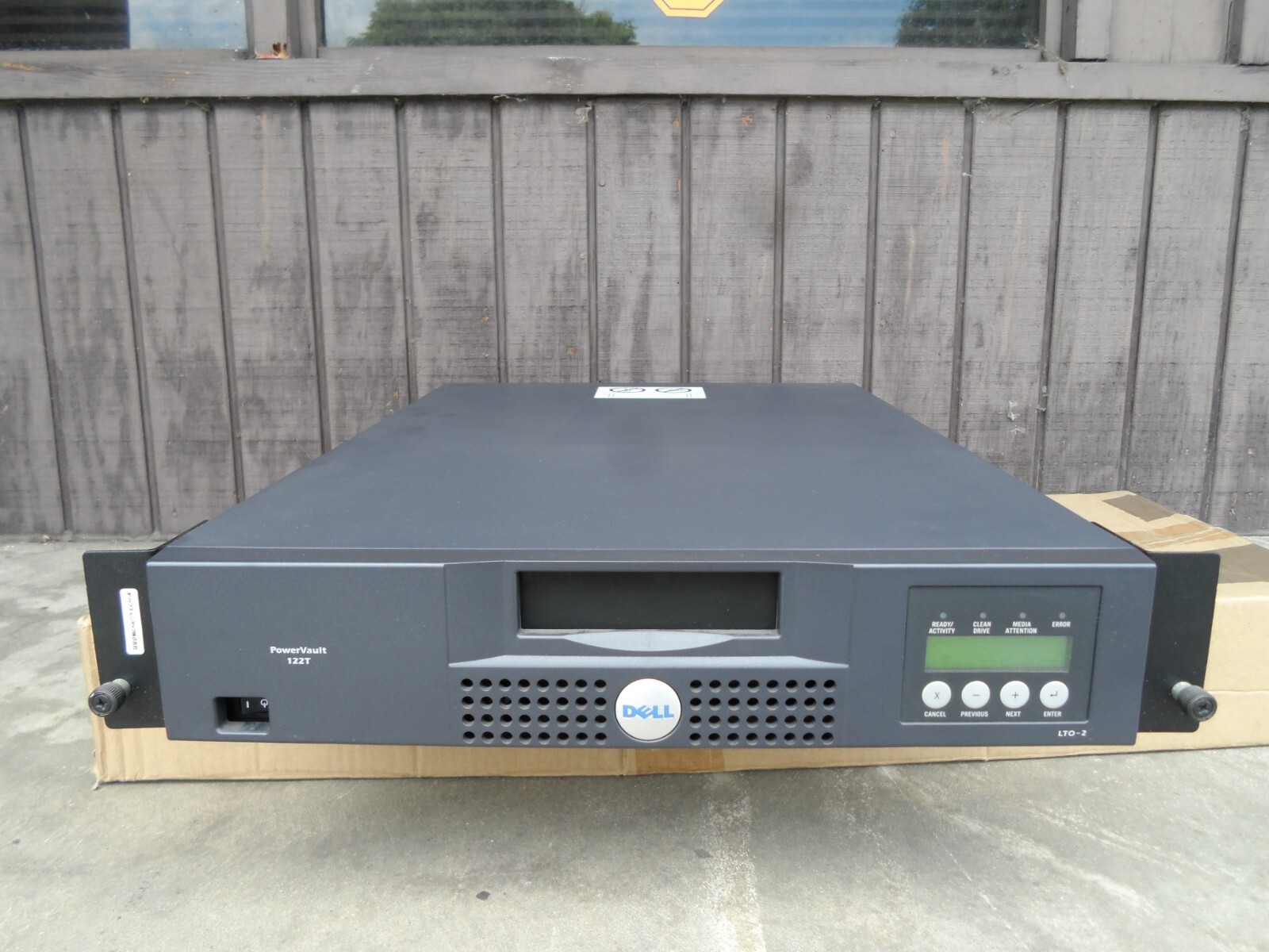 Dell PowerVault PV122T 122T Ultrium2 LTO2 Auto Loader (NO-BCR) Y9949 YC945 YC943