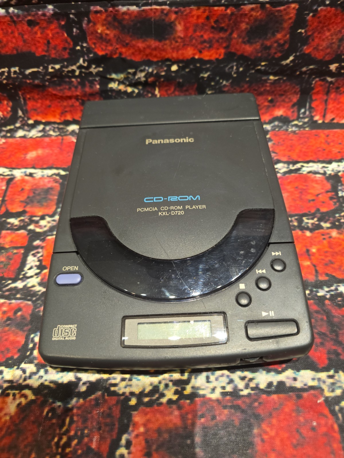 Panasonic KXL-D720 PCMCIA CD-ROM Player - UNTESTED