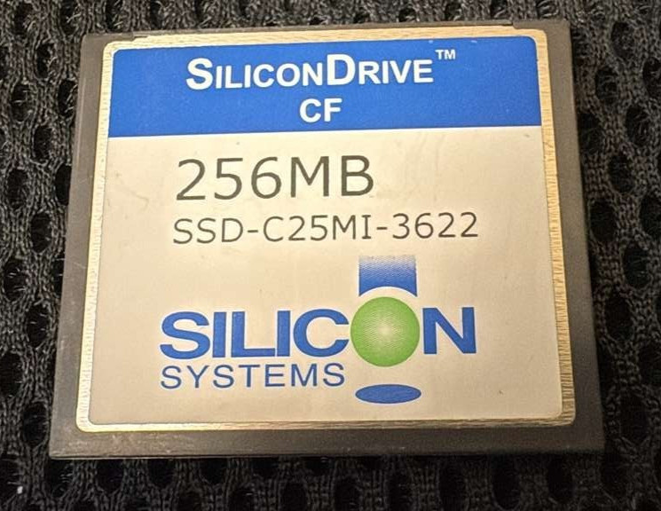 SILICON SYSTEMS SSD-C25MI-3622 256MB COMPACT FLASH SOLID STATE DRIVE .