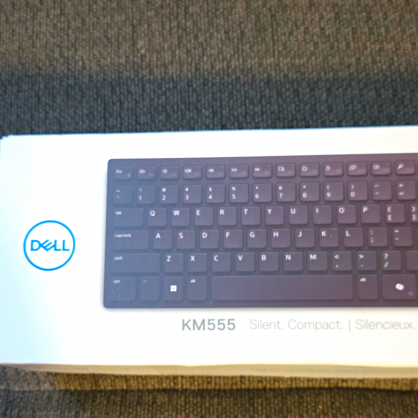 Dell KM555 Silent Compact Keyboard & Mouse Bundle Black Bluetooth/RF QWERTY