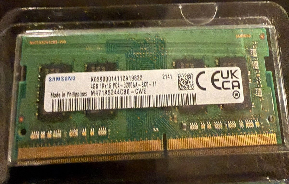 1 PIECE Samsung 4GB 1Rx16 PC4-3200AA-SCO-11 Memory RAM