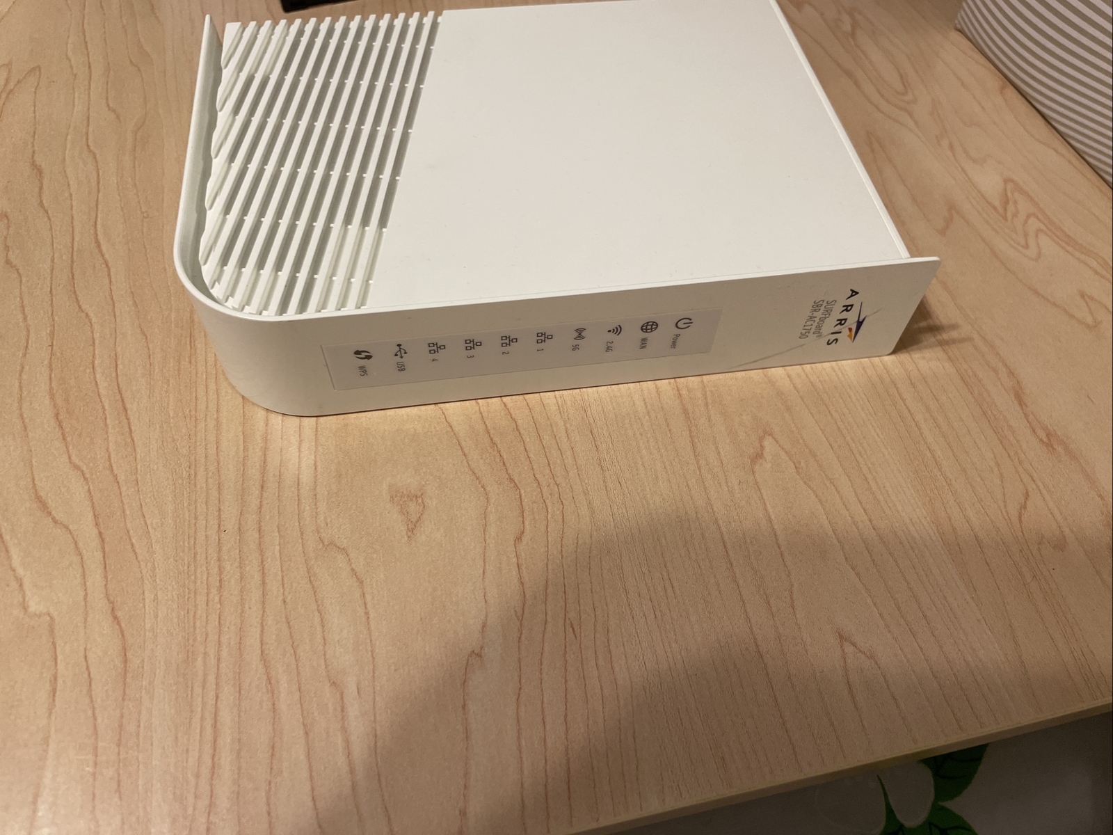ARRIS SURFboard Wi-Fi Router Modem SBR-AC1750 Speeds Up To 1750 MPBS w Cord