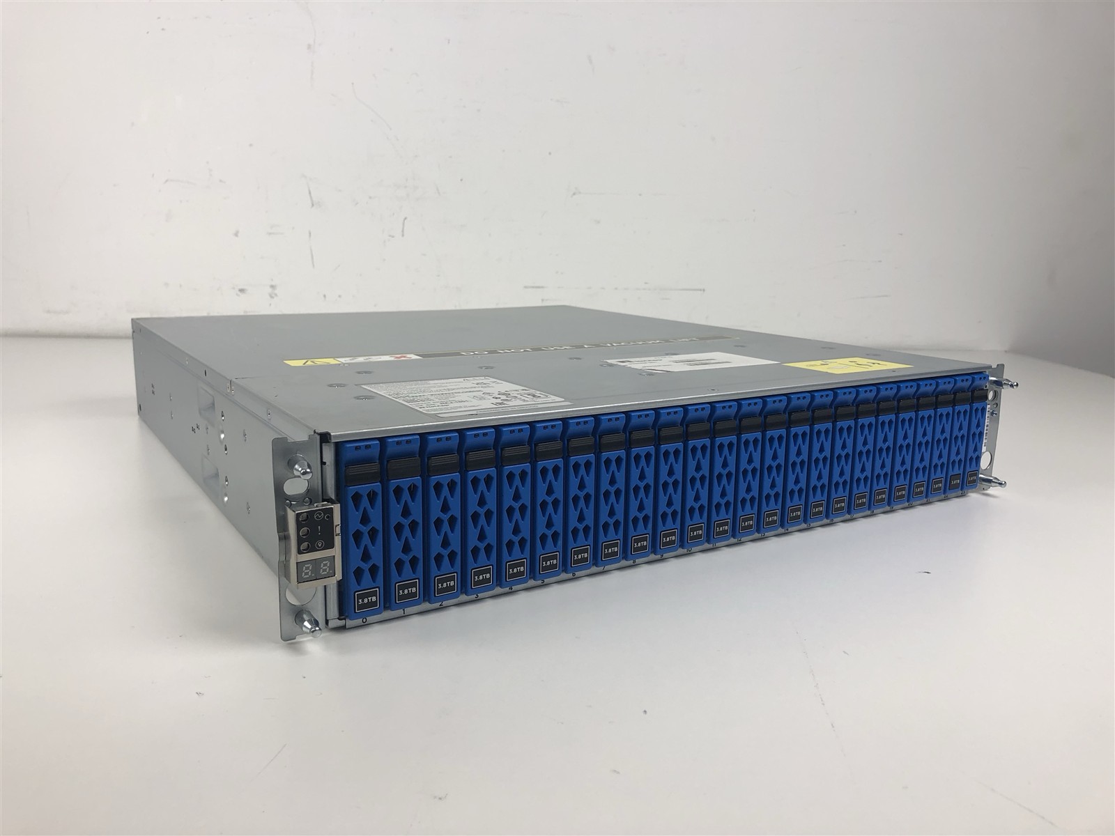 NetApp NAJ-1801 24-Bay NVMe Storage Array w/ 24x Samsung PM1723b 3.84TB SSDs