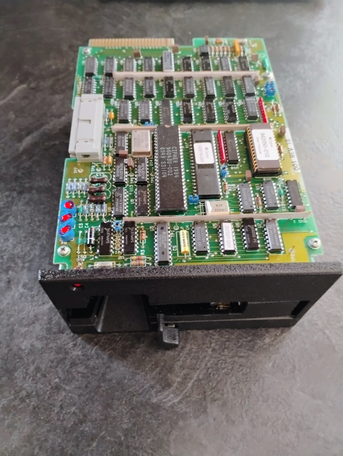 Cipher Data products Model 540 FloppyTape Drive Part No. 960273-611-UNTESTED
