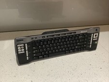 Microsoft 1044 Wireless Remote Keyboard,  All In One Media Keyboard, X806590-101 picture