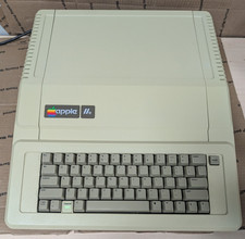 Vintage Apple IIe Computer A2S2064 (Powers On Untested For Parts/repair) picture