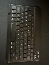  ultra-thin Bluetooth mini keyboard picture