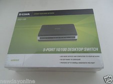 * NEW* D-Link 5-Port Hi-Speed Desktop Switch 100 RJ-45 Ethernet DES-1105 Duplex picture