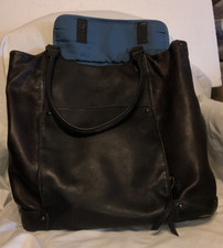 Solo Computer Laptop Bag Messenger Commuter Leather   17”x16” picture