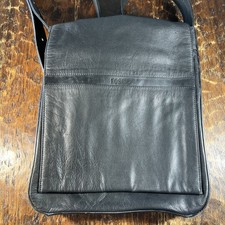 Fossil Black Leather Vertical Laptop Messenger Business Crossbody Bag 15