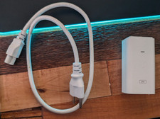 Ubiquiti UniFi 24V PoE Adapter picture