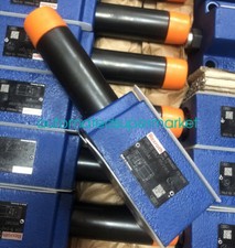 1PC NEW Rexroth R900406651 ZDR10DA2-55/210Y Valve Shipping by DHL/FedEX picture