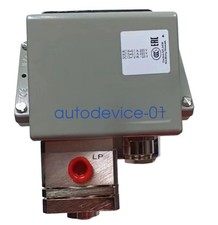 QTY:1 NEW Pressure switch CAS155 060-313066 pressure controllerFedex shipping picture