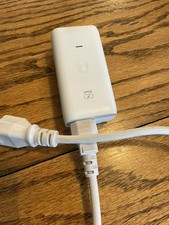 Ubiquiti Networks UPOE af Power Supply Adapter, 3-Prong Plug, Power Cable. 22 picture