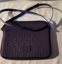 MICHAEL KORS TABLE SOFT CASE 8