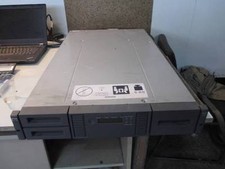 HP StorageWorks MSL2024 Tape Library W/2x lto3 1/8 G2 Ultrium 920 HA173A 435247 picture