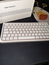 Apple Magic Keyboard Wireless Rose Gold Pink French Canadian QWERTY Layout A2450 picture