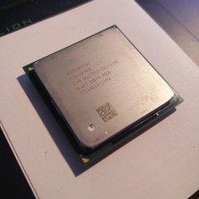 Intel Pentium 4 2.4GHz (BX80532PE2400D) Processor picture