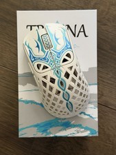 Waizowl Triaina Fiber Glass 8K Gaming Mouse picture