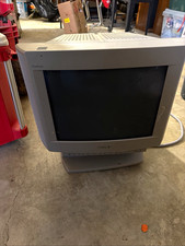 Sony Trinitron CRT Computer Monitor, 16-18.9 in Screen, 4:3, Gray picture