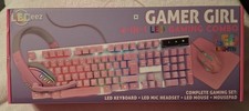 Gamer Girl 4 In 1 Led Gaming Combo picture