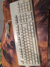 Vintage BTC 5201 Wired PS/2 Keyboard - White - Great Condition picture