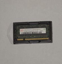 Hynix PC2-5300 2GB SO-DIMM 800 MHz PC2-5300 DDR2 Memory (HYMP125S64CP8Y5) picture
