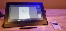 Light Use. Wacom Cintiq 16 Drawing Tablet w/ 15.4