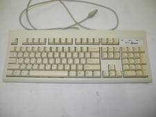 WYSE 901861-01 WINTERM PS-2 TERMINAL KEYBOARD E06100USWY-C picture