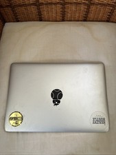 laptop MacBook Pro picture