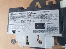 ALLEN BRADLEY 140M-C2E-B10 C MOTOR PROTECTOR W/ 100-C09D*10 A CONTACTOR (R1S-1.4 picture