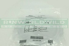 QTY:1 New For Micro Detectors Photoelectric Switch Sensor AK1-AN-2A picture