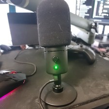 Razer Seiren X Compact Condenser Streaming Microphone USB picture