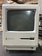VINTAGE APPLE MACINTOSH PLUS 1MB M0001A picture