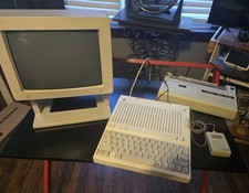 Vintage Apple IIc With Okidata Printer and Software picture
