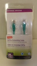 Staples CAT5e Networking Plus Snagless Patch Cable, Green, 25' (21927) picture