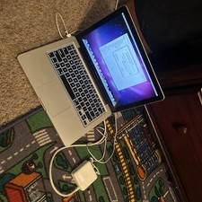 Apple MacBook Pro 13