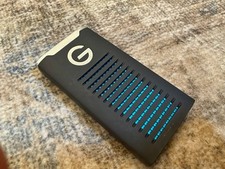 G-Technology G-DRIVE Mobile SSD R-Series 1TB USB-C 3.1 Rugged Portable 0G06053 picture