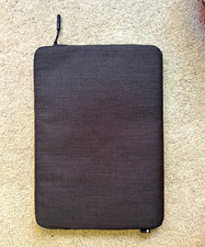 Incase Icon Woolenex 15”/16” Sleeve Case in Padded Zipper Gray picture